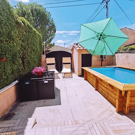 Apartment Privatif Climatise , Terrasse Et Piscine